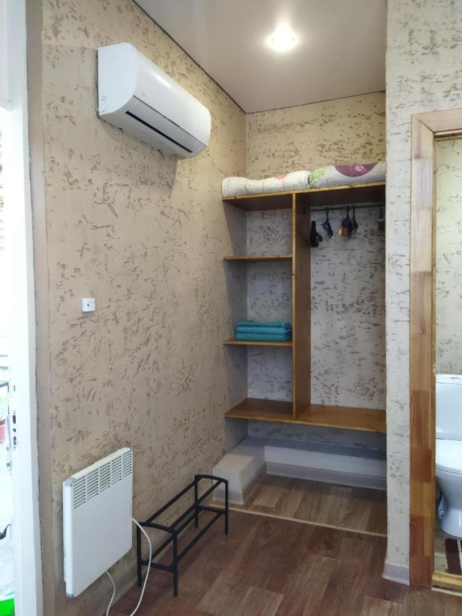 Гостевой Дом Ксения Hotel Sukhumi Eksteriør billede